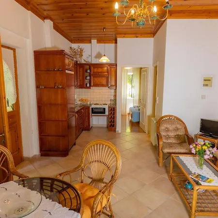 Two Traditional Houses In Lefkada Casa vacanze *